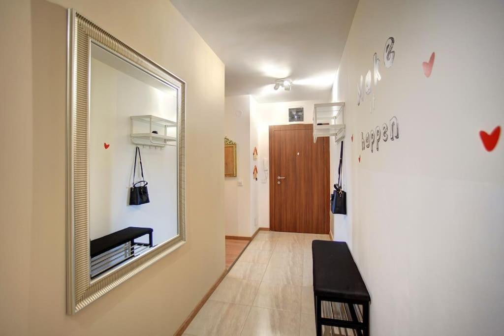 Spacious Home Office With Secure Garage In Sofia Exterior photo